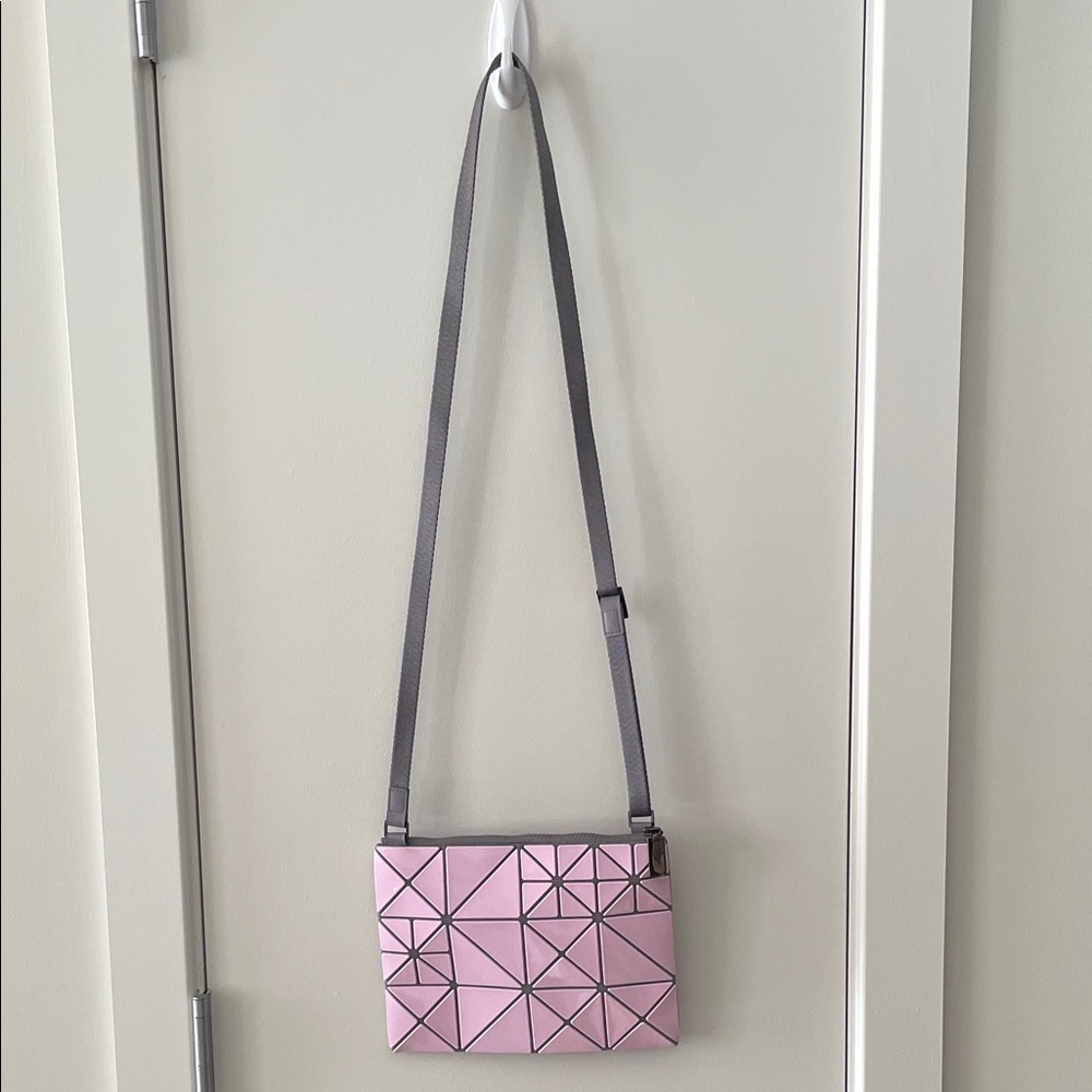 Bao Bao Issey Miyake Pink Geometric Crossbody Bag - Women's Shoulder Purse